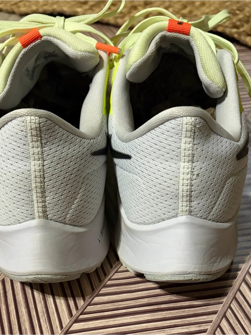 Nike light cream